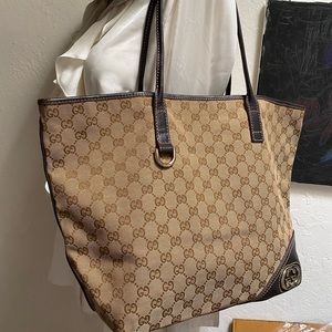 GUCCI Beige/Ebony GG Canvas Large Britt Tote Bag